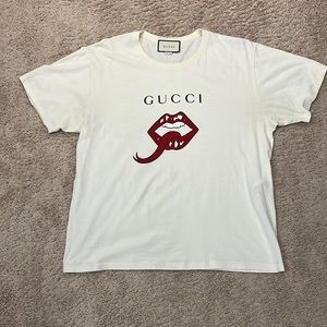 Gucci t shirt